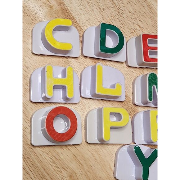 LeapFrog Fridge Phonics Replacement Letters – Magnetic, 2"x1.5" - Picture 5 of 5